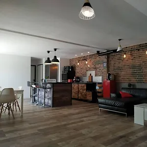 maison-dans-quartier-calme.fr-provencehotel.com/